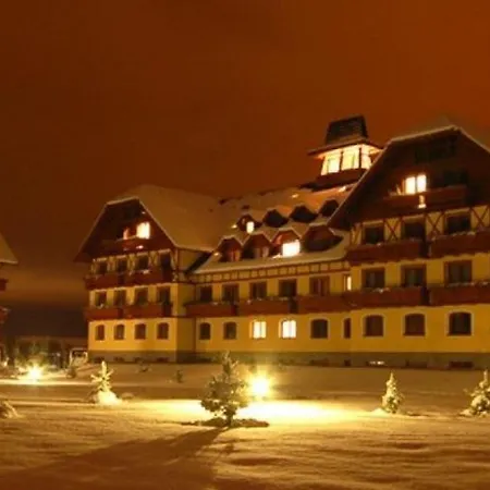 Feel Tatras View Apartment Next To Black Stork Golf Apartment