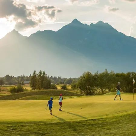 Feel Tatras View Next To Black Stork Golf Apartman Kakaslomnic